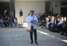 PIC09